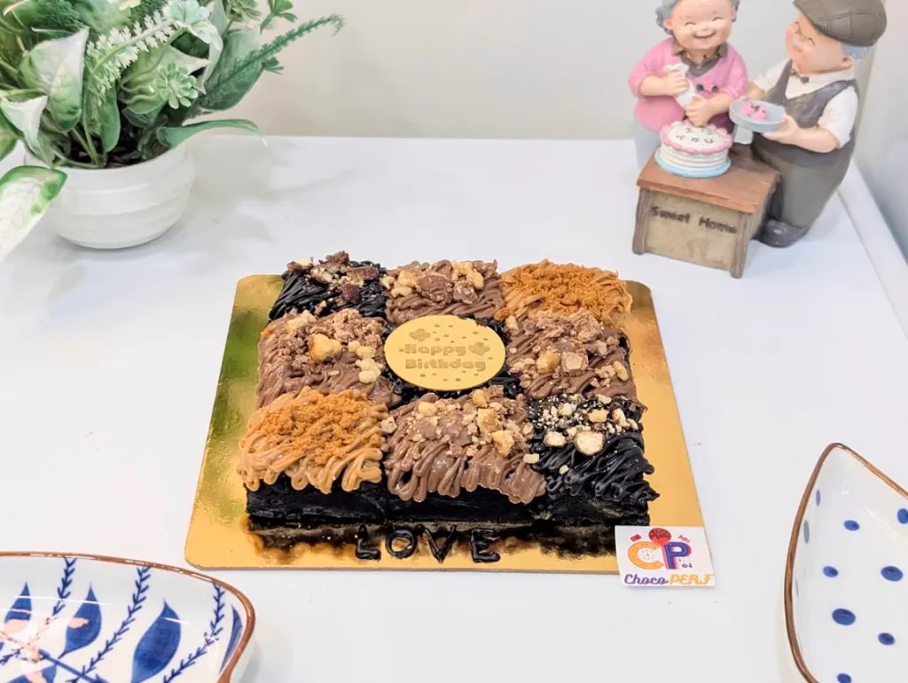 Assorted brownie Cake 4N 2LB 3DC.webp