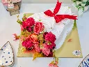 Pineapple flower bouquet cake 2kg-2.webp