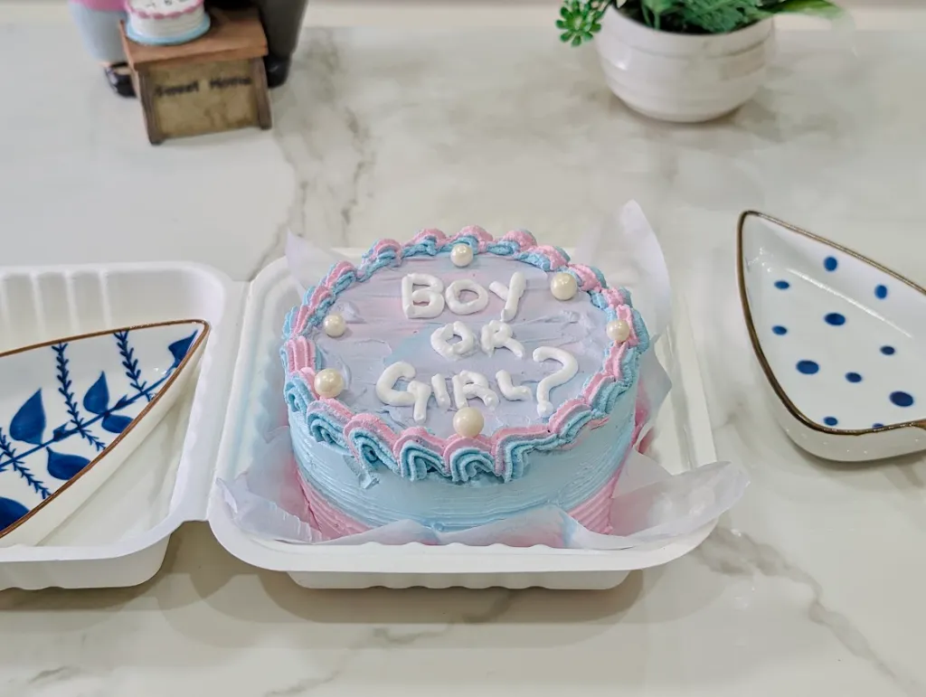 Expecting mother - theme.webp