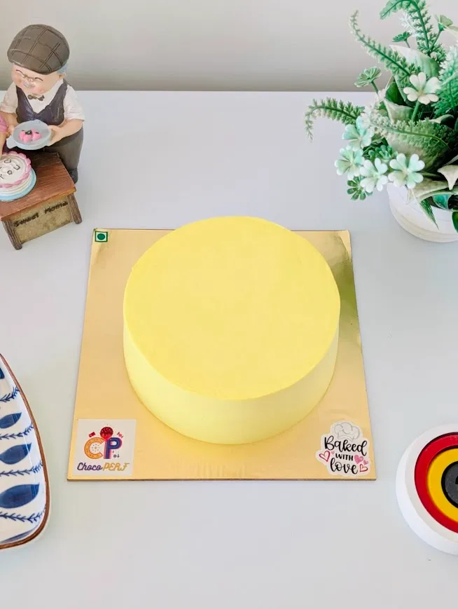 Customized DIY Yellow Chocolate Cake [500g]