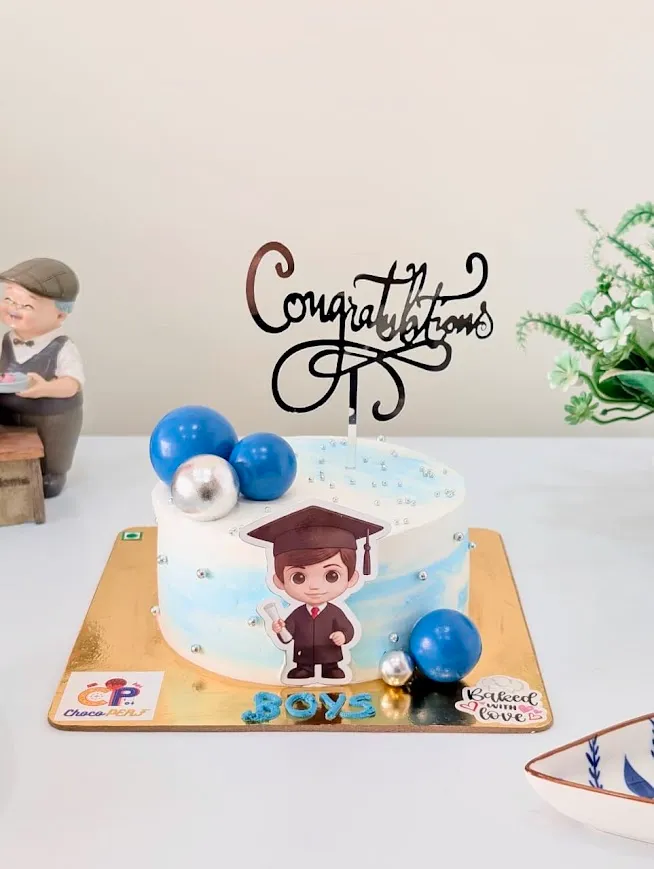 Customized BOYS Graduation Chocolate Mousse Cake [500g]