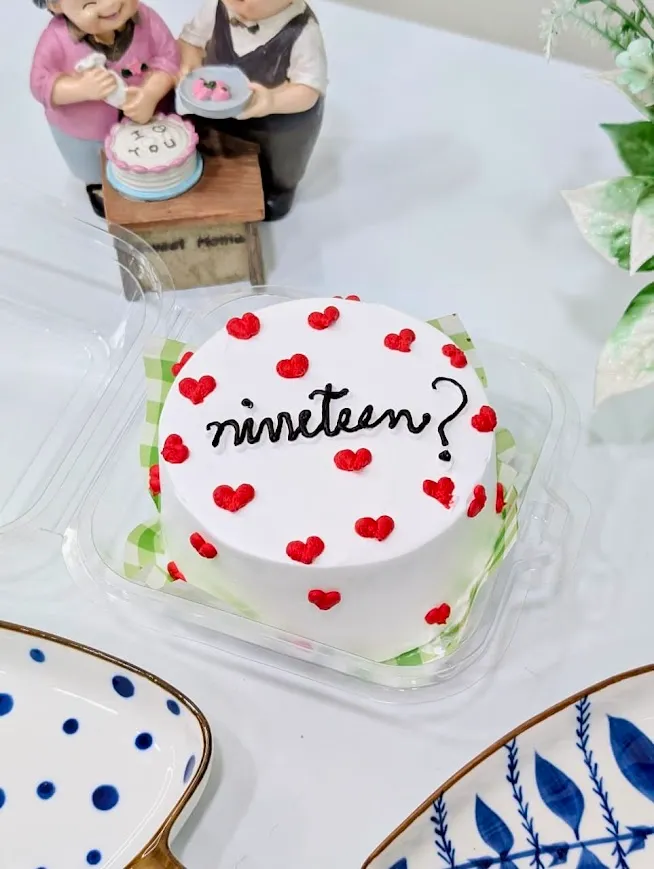 Customized Vanilla + Red Hearts Bento Cake