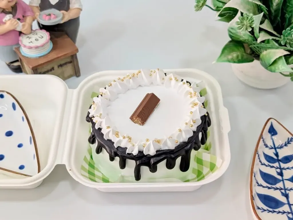 Chocolate Mousse Bento Cake