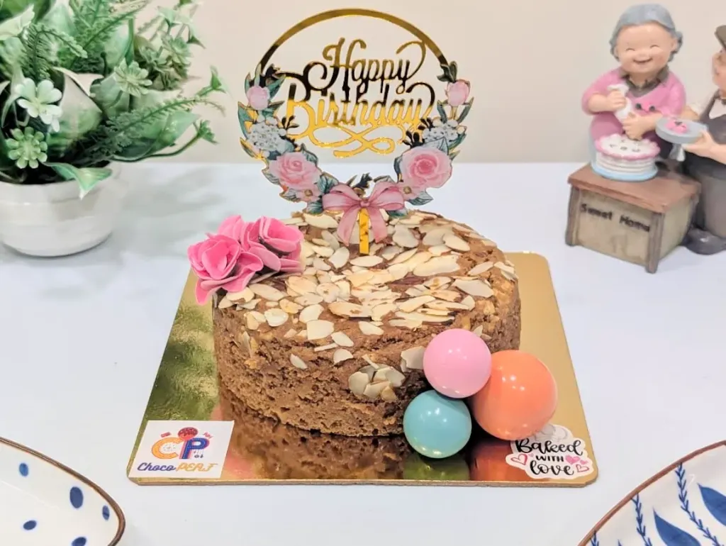 Customized Healthy Mawa Tea Cake with Faux Balls & Flowers D1 [500g]