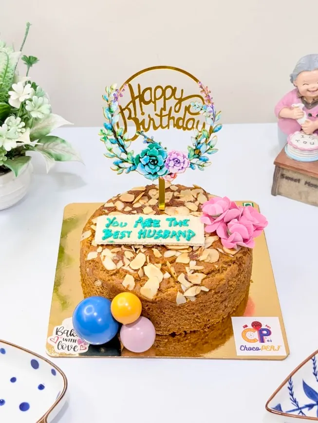 Customized Healthy Mawa Tea Cake with Faux Balls & Flowers D2 [500g]