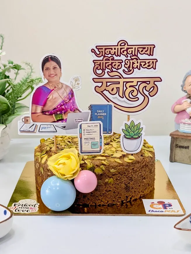 Customized Working Woman Themed Healthy Pistachio Tea Cake [500g]