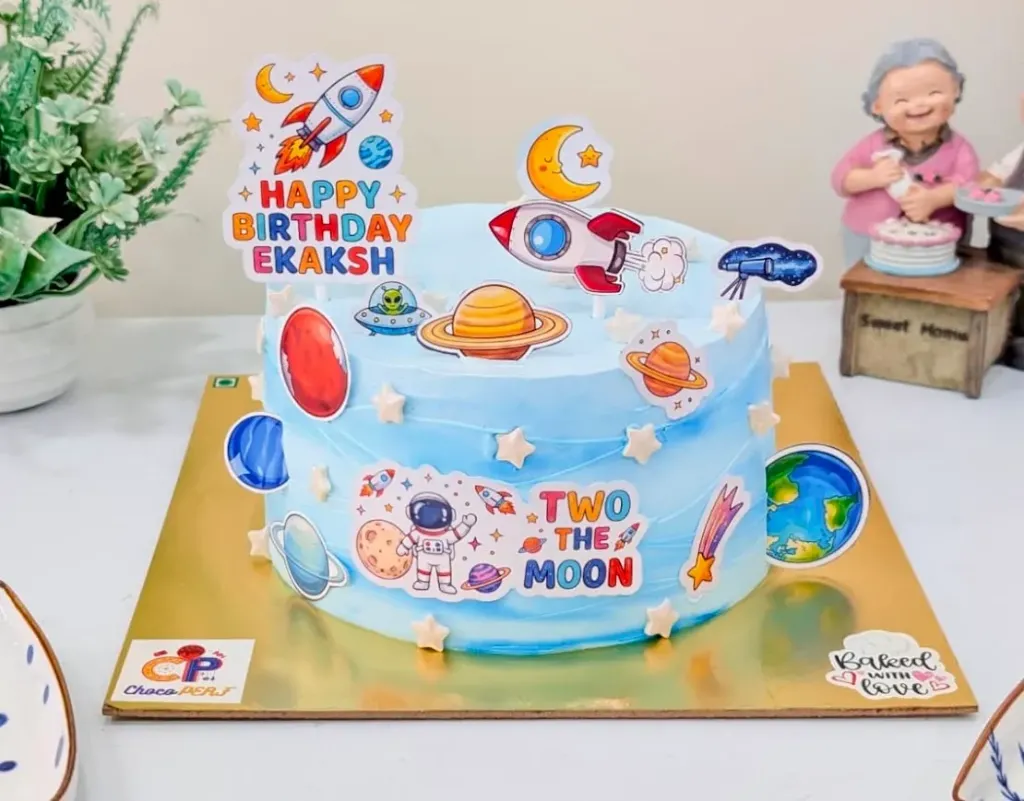 Customized Space Themed Fresh Mango Cake [1Kg]