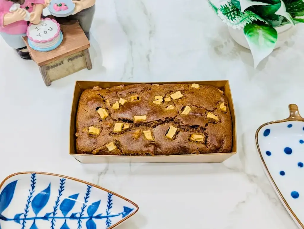 Healthy Apple Cinnamon Tea Cake (250 gms)