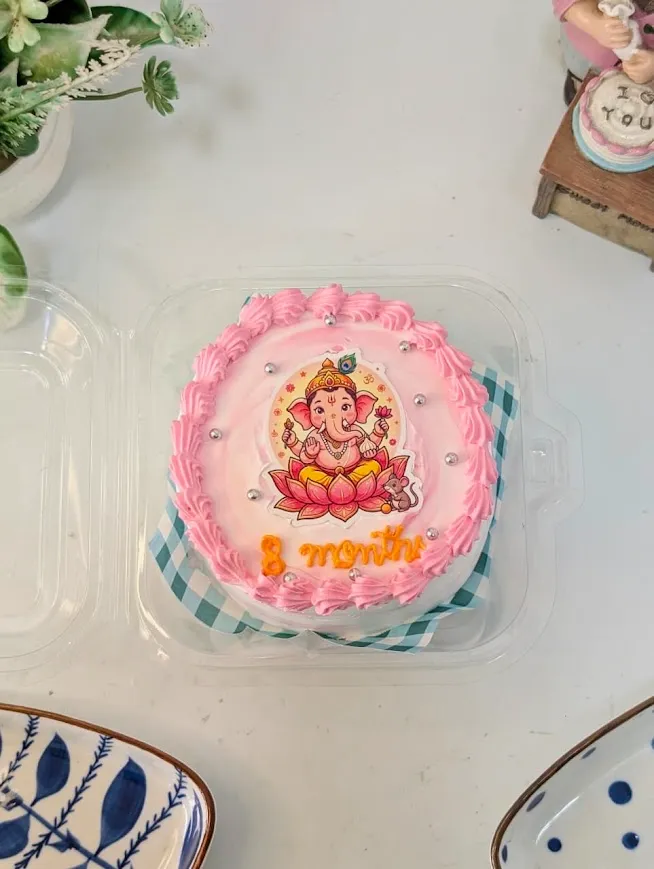 Customized Ganpati Ji Themed Chocolate Mousse Bento Cake