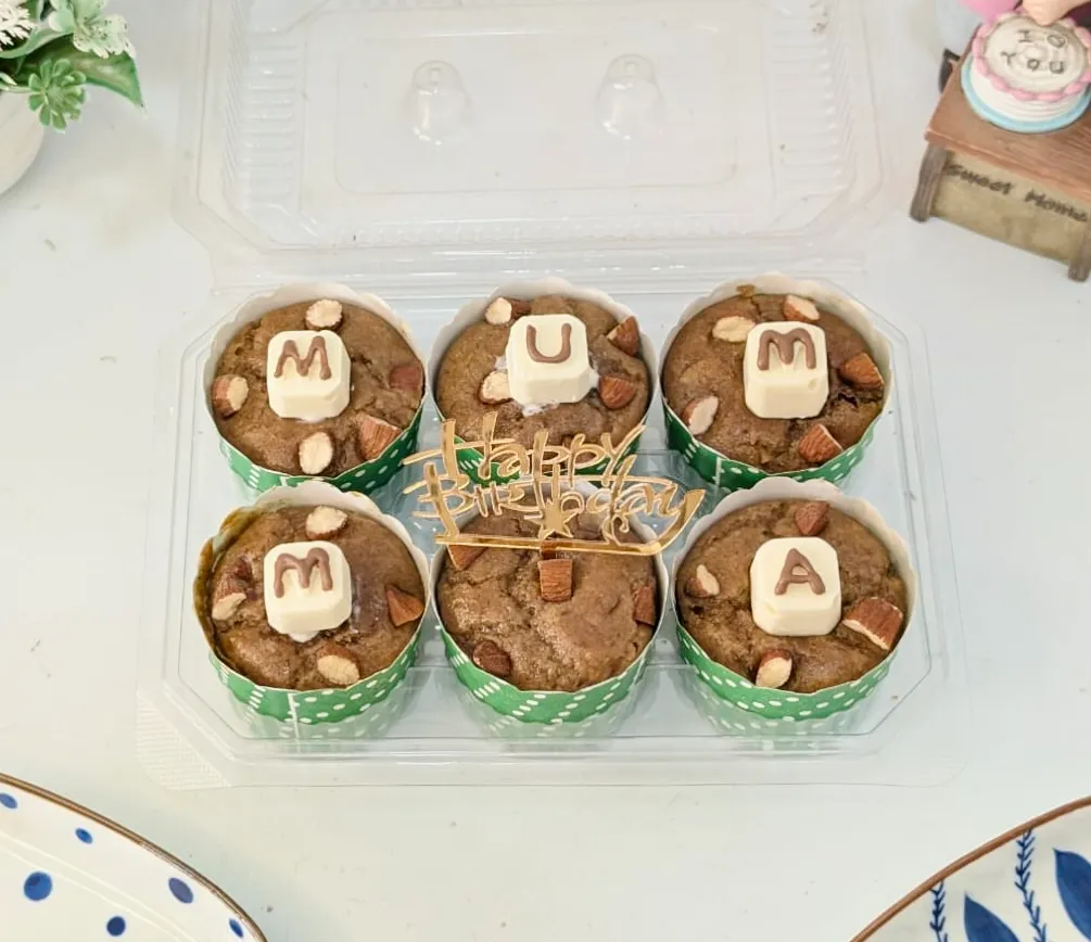 Customized Healthy Dates-Almonds Muffins - MUMMA