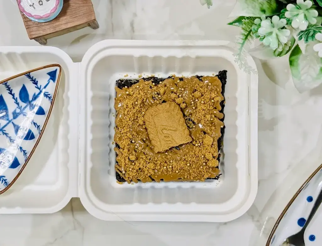 Bento Brownie Slab - Lotus Biscoff