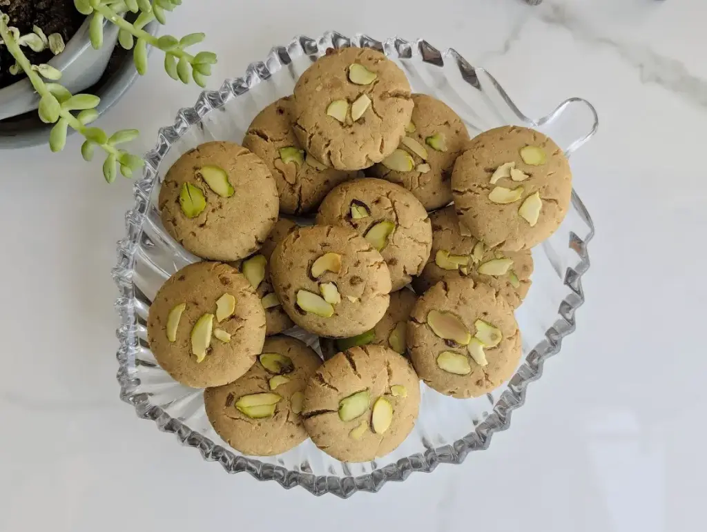 Wheat Mawa Jaggery Cookies