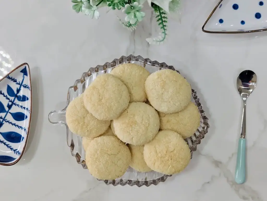 Coconut Cookies (250 gms)