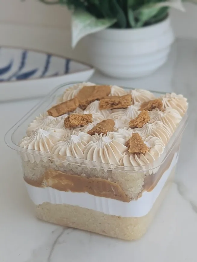 Lotus Biscoff Tub cake