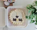 Customized Vanilla-Caramel Bento Cake