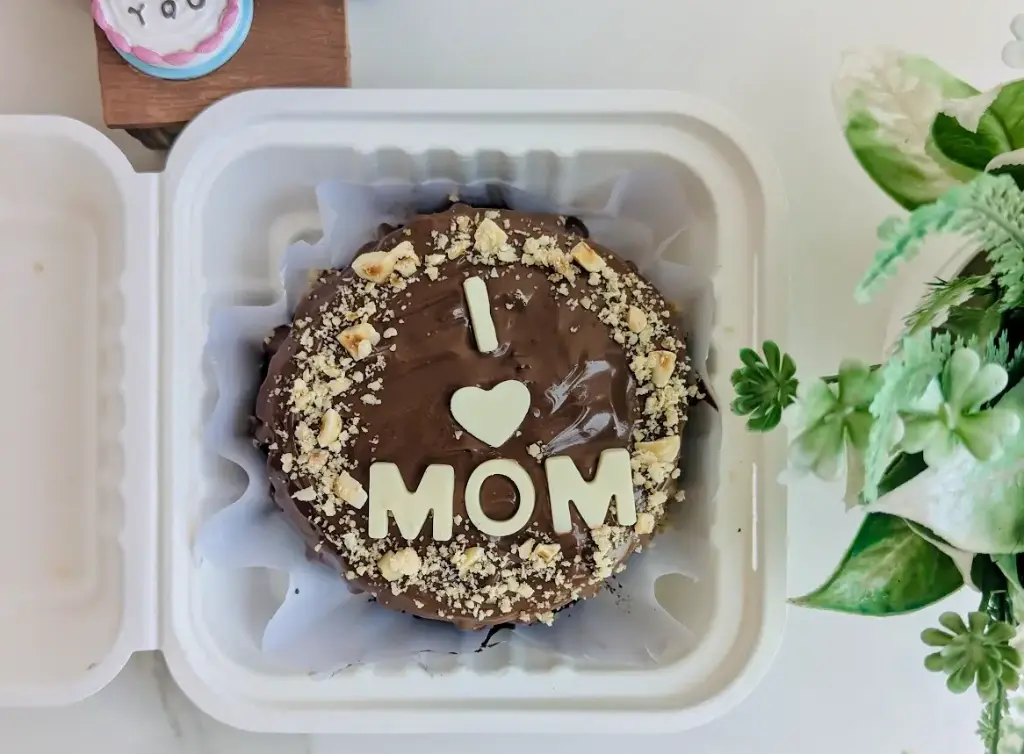 Customized Hazelnut Bento Cake - MDS1