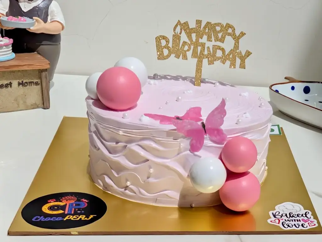 Customized Pink Chocolate Mousse Cake [500g]