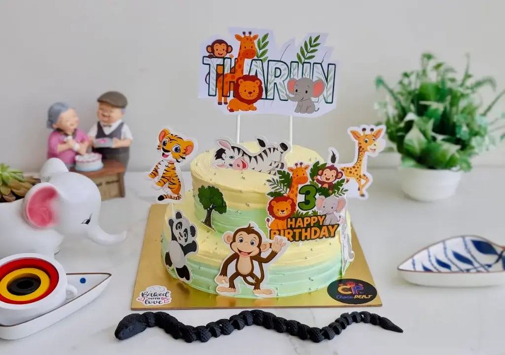 Jungle Themed Pineapple 2-Tier Cake