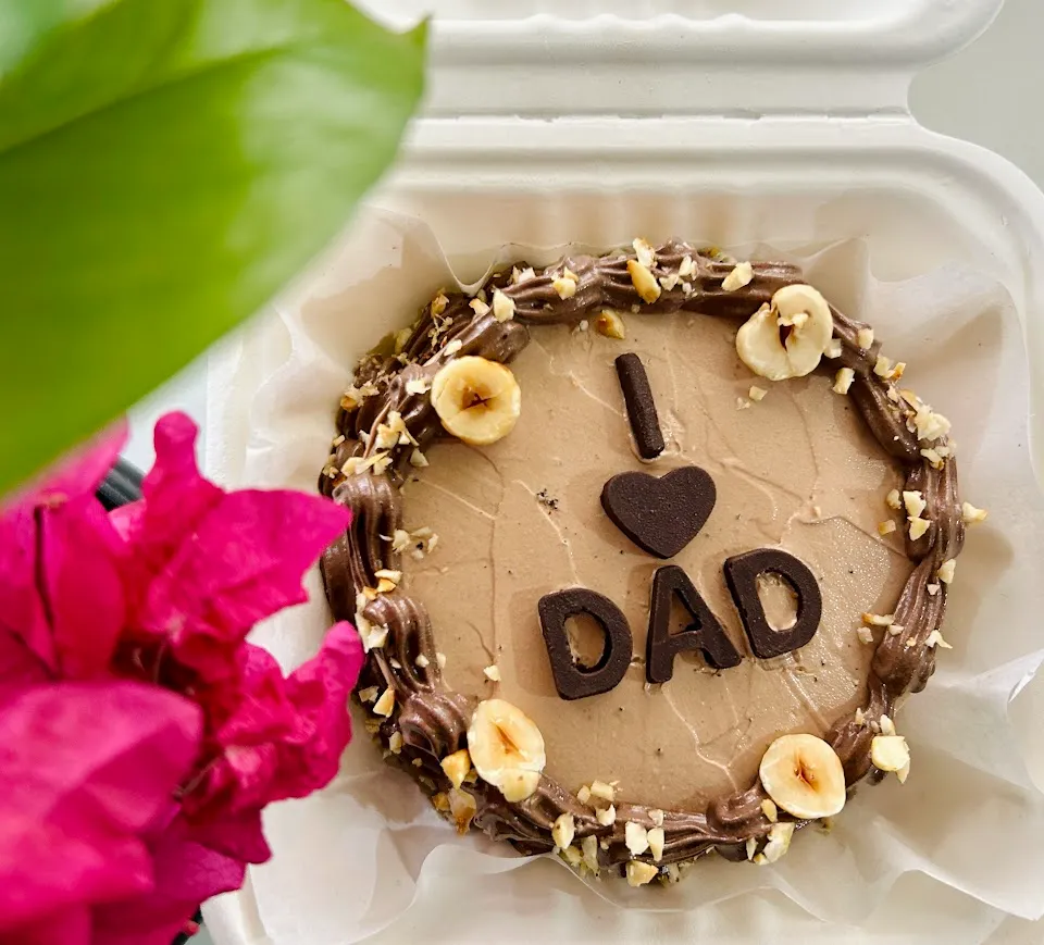 Customized Hazelnut Bento Cake D1
