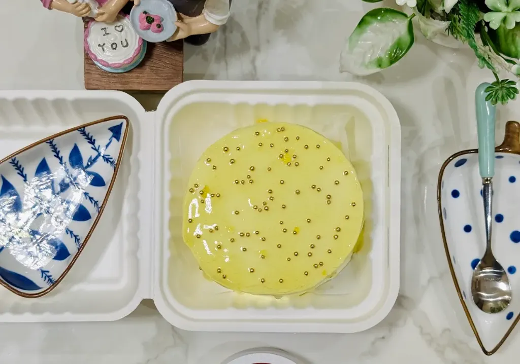 Pineapple Bento Cake