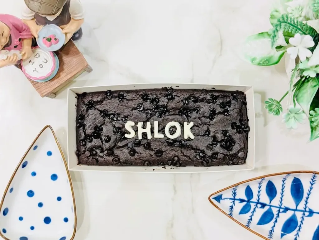 Customized Healthy Chocolate-Choco Chips Tea Cake [250g]