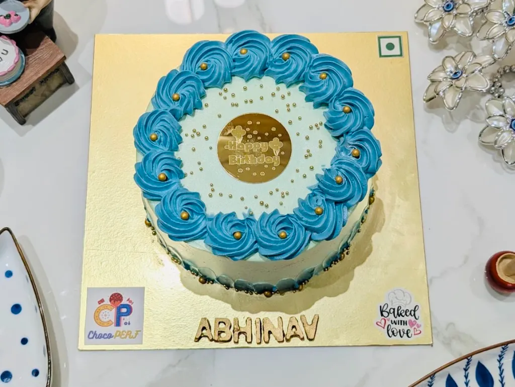 White Forest Cake [1Kg]