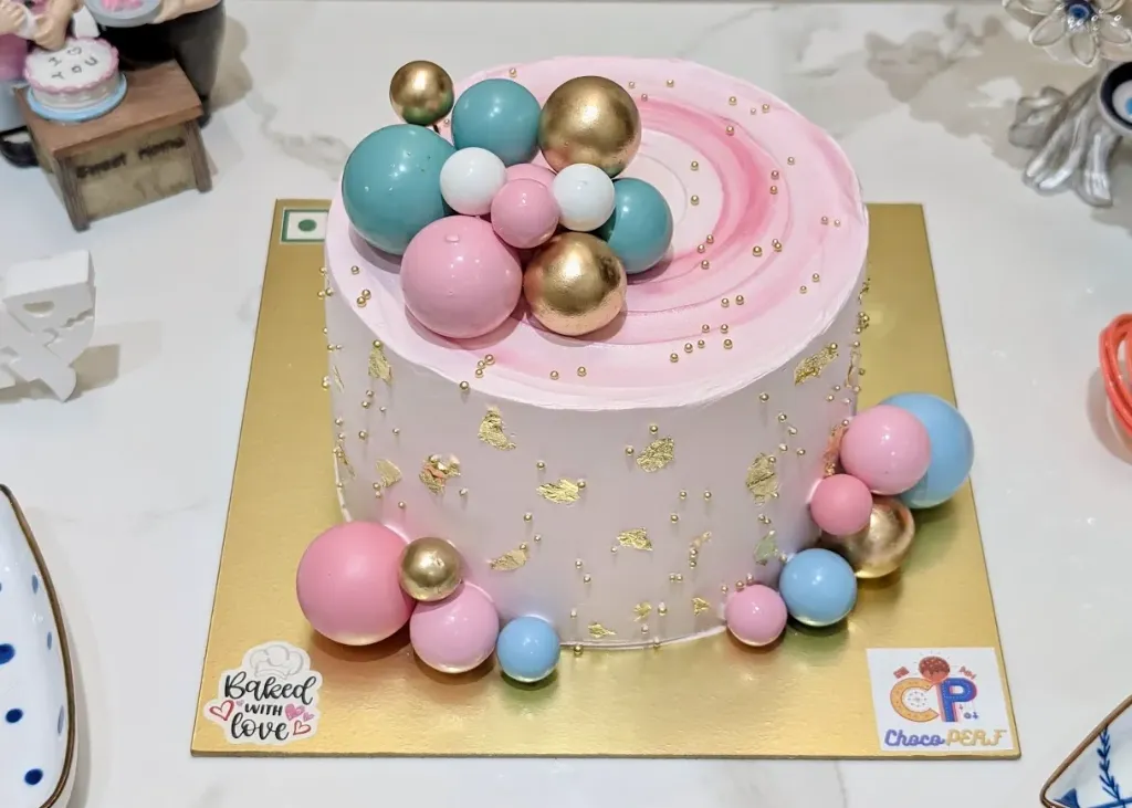 Customized Pink Lotus Biscoff Cake [1.5Kg]