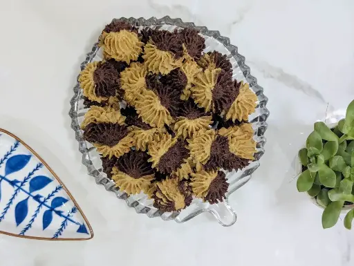 Wheat Marble Jaggery Cookies