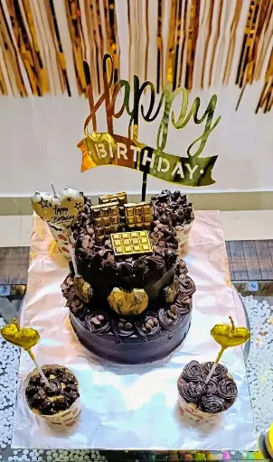 Chocolate 2-tier Cake